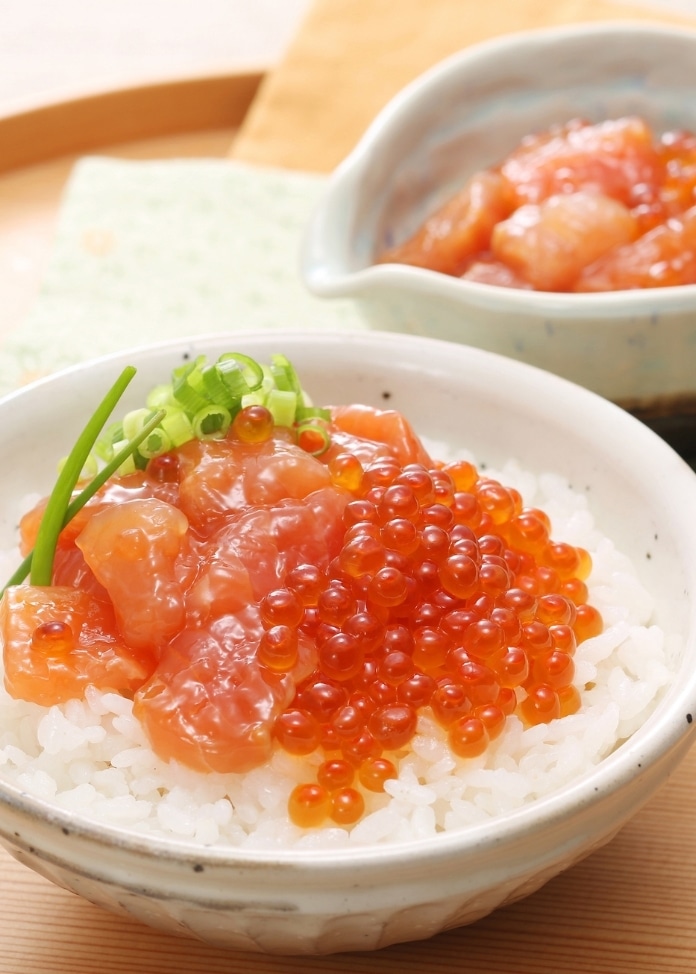 鮭ルイベ漬いくら丼