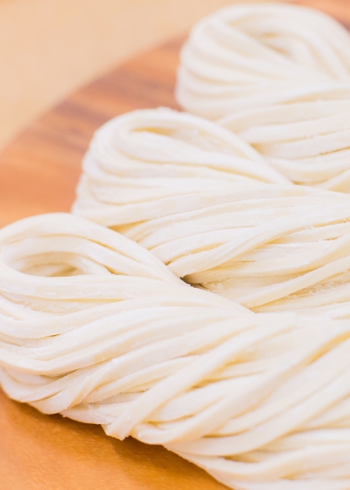 【ぴょんぴょん舎】盛岡じゃじゃ麺 2食×2袋入り 2セット（8食分）
