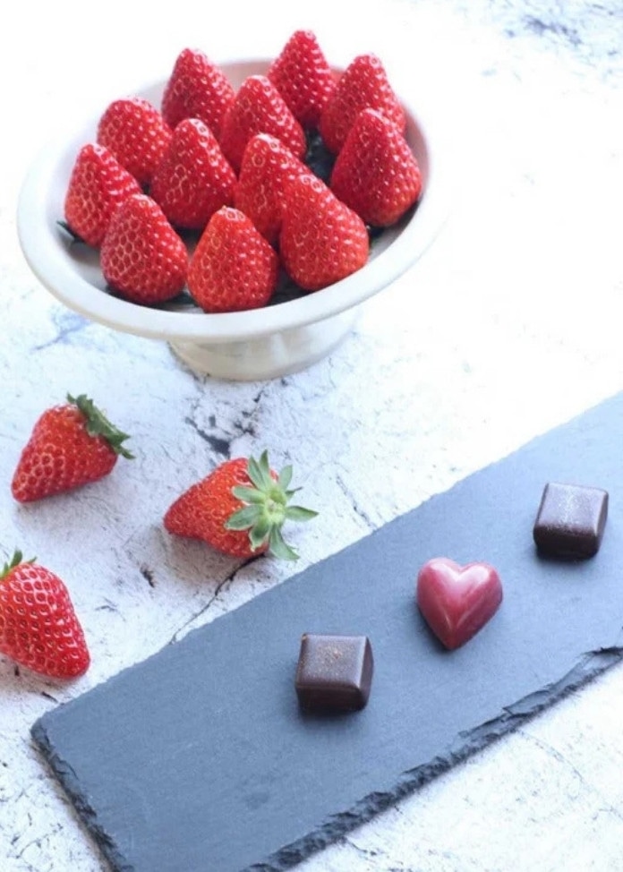 【冬／春限定】朝採れいちご＆ボンボンショコラ（S）