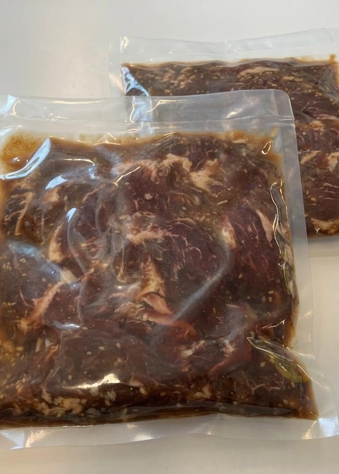 2段仕込みの厚切り牛サガリ焼肉（たれ漬け）500g×2袋