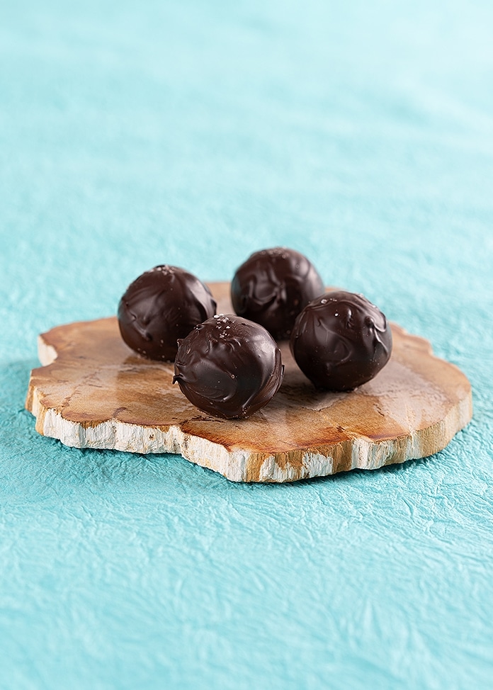 紅屋の珠洲の塩トリュフ プレーン＆加賀棒茶セット