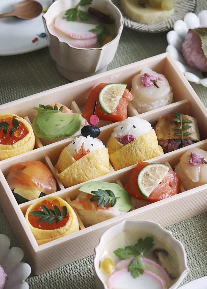 ひな手鞠寿し12個