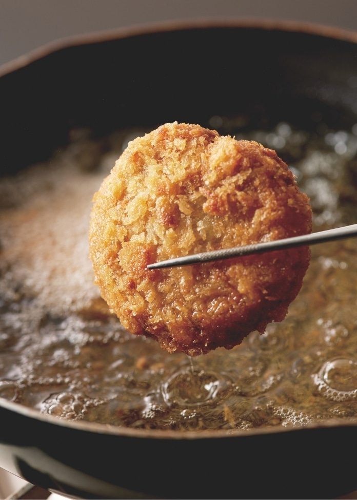 極 -kiwami- 北海道産牛肉と熟成ベーコンのメンチカツ＆ハンバーグ