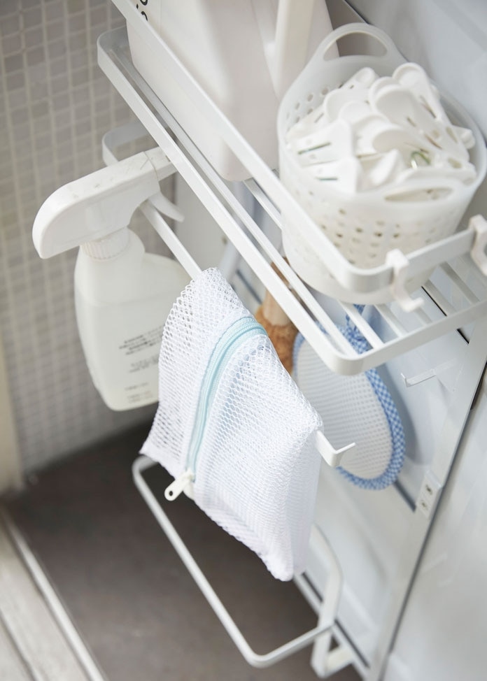 Yamazaki 洗濯機横マグネット収納ラック Tower ホワイト その他のお取り寄せグルメ通販のオンワード マルシェ