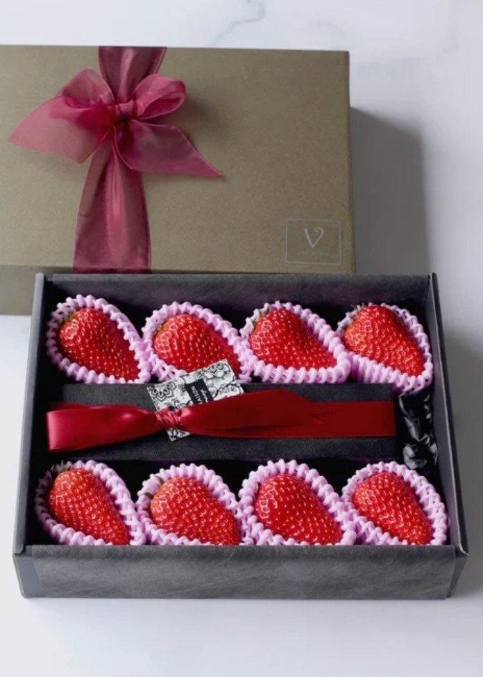 【冬／春限定】朝採れいちご＆ボンボンショコラ（M）