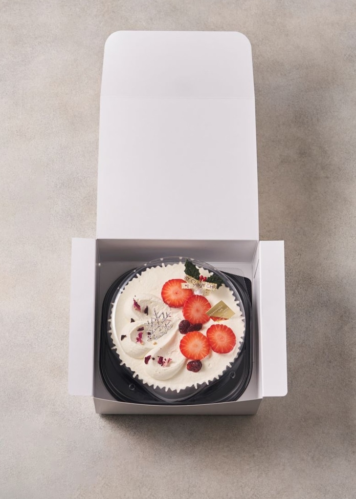 苺の純生ホワイトクリスマチーズケーキ