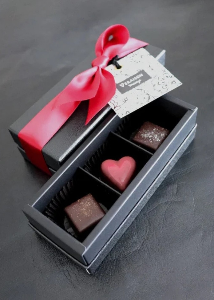 【冬／春限定】朝採れいちご＆ボンボンショコラ（S）