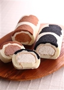牛柄ロールケーキ 2本入り