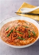 すっぱ辛い豚肉の炒めのせスープそば（2食入り）