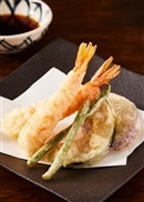 海老と野菜の天ぷらセット タレ付き（4食入り）