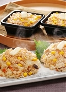 鮭バターコーンおこわ（4食入り）