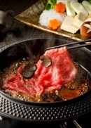 【鹿児島黒毛和牛】黒トリュフすき焼き鍋（4～6人前）
