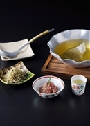 料亭のお出汁とちりめん山椒2色添え