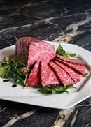 松阪牛プレミアムローストビーフ200g（ソース付き）