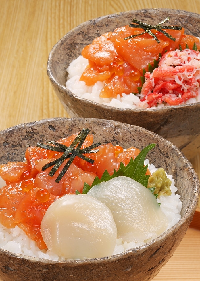鮭いくら海鮮丼（3食入り）