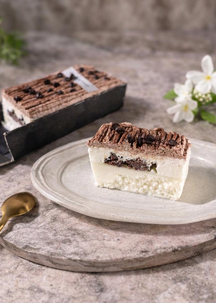 白金プレミアムアイスケーキ（ショコラ）