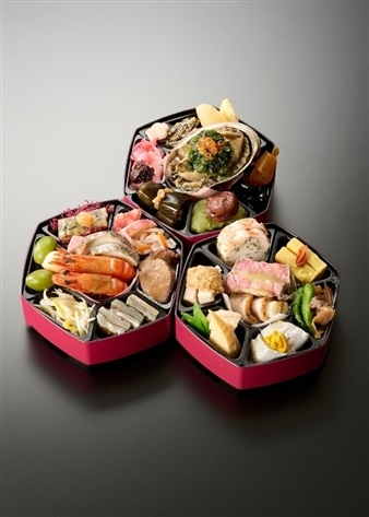 【南麻布分とく山】伝統と独創のおせち 三段重（2人前）