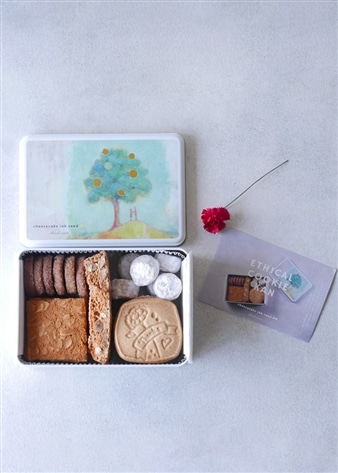 【ミニカーネーション飾り付き】mother's day エシカルクッキー缶