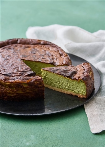 【6号サイズ】京都宇治抹茶使用 濃厚人気の抹茶バスクチーズケーキ