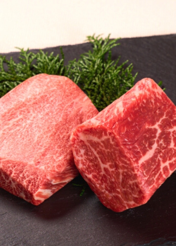 【門崎熟成肉 格之進】門崎熟成肉 塊焼き（赤身・霜降り 各120g）