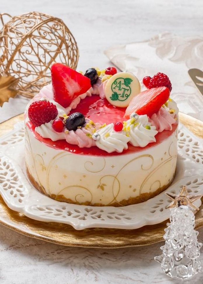 【アフタヌーンティー・ティールーム】ベリーのアイスケーキ