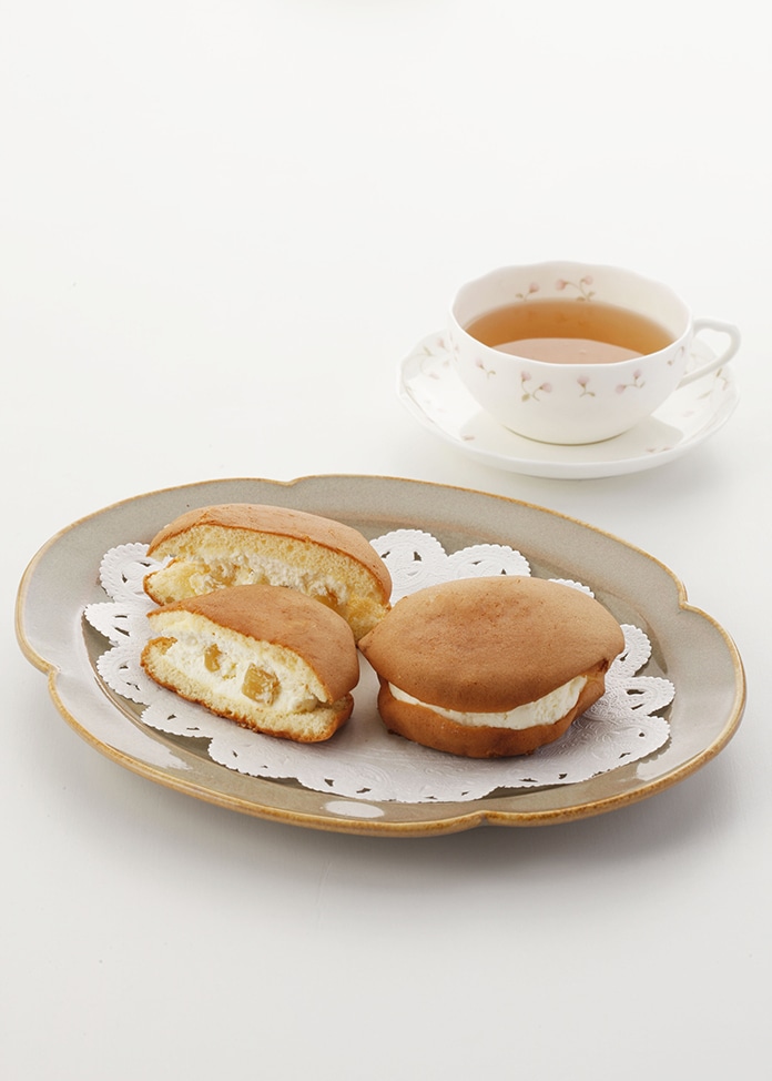 オムレットサンド（栗入りクリーム）