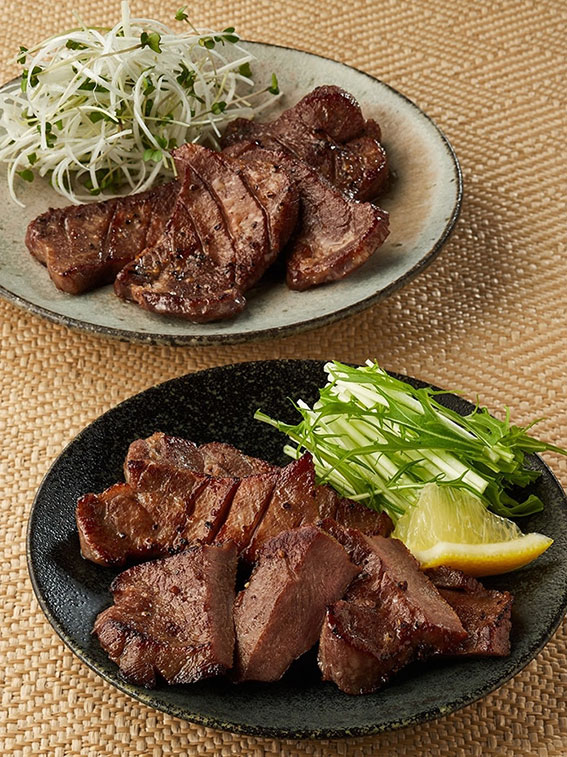 牛タン丸ごと一本塩麹熟成食べ比べセット　各120g