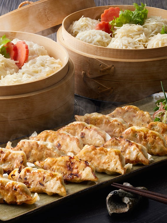 【梅の花】餃子と豆腐しゅうまいセット