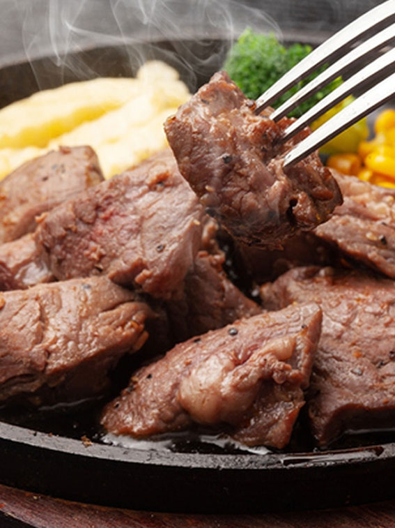 牛ヒレ肉サイコロカットステーキ1kg