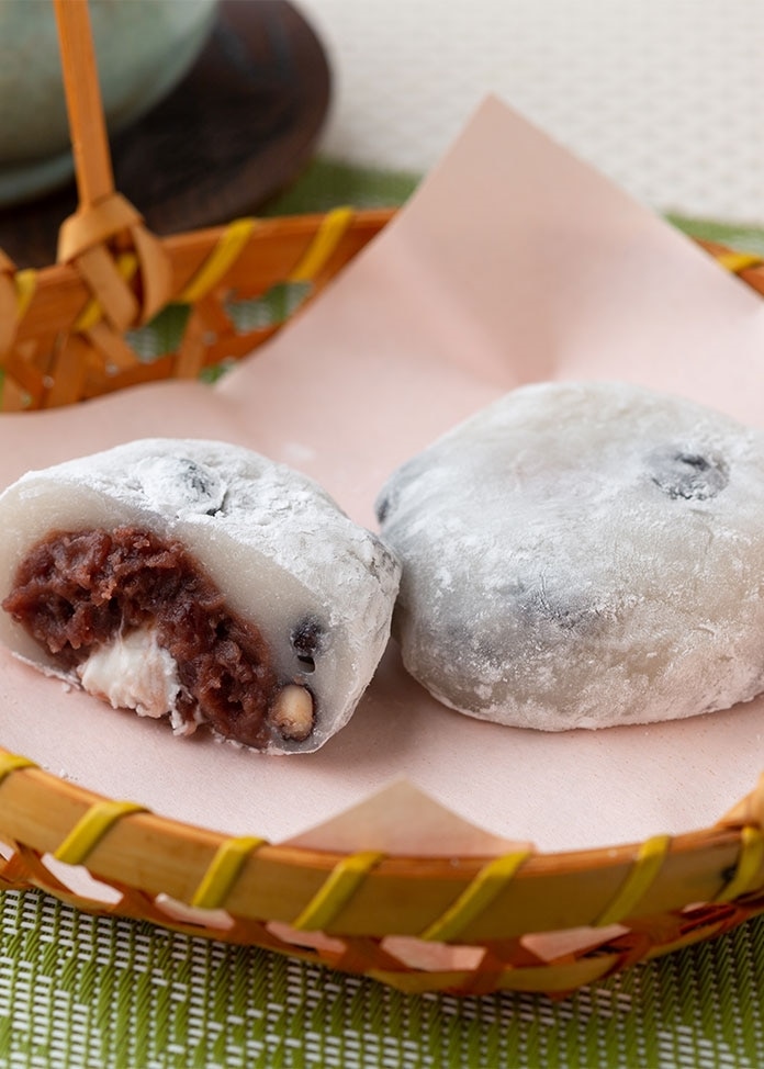 大正9年創業【おもちの黒川】生クリーム入り豆塩大福