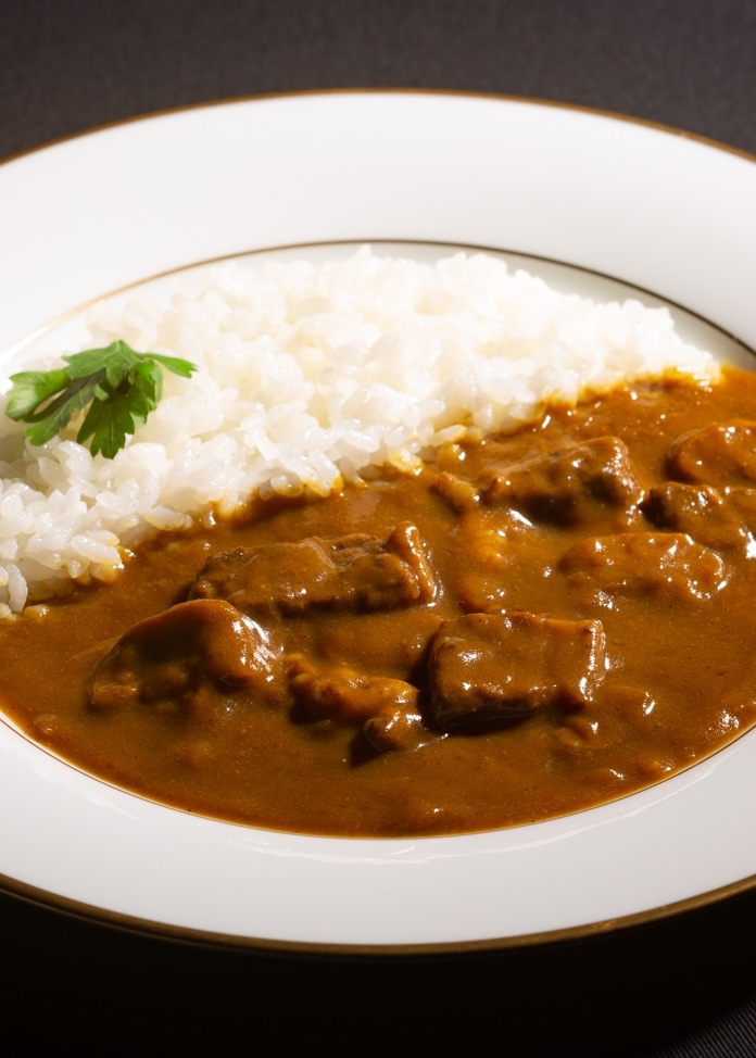 【ラ・ロシェル】坂井宏行監修　フレンチシェフの深みビーフカレー