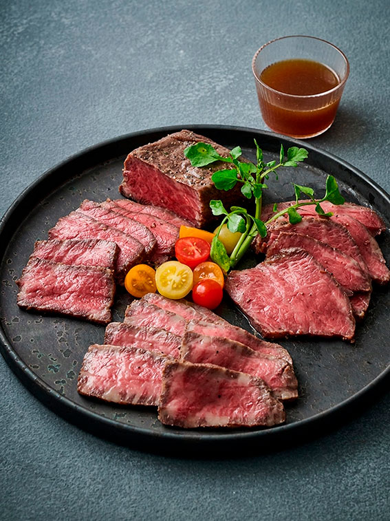 三大和牛プレミアムローストビーフ計550g（ソース付き）